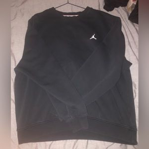 Black Jordan Crewneck size L